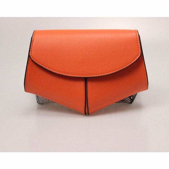 Just In! 🆕 ROME Waist Bag / Fanny Pack - Picture 5 of 8